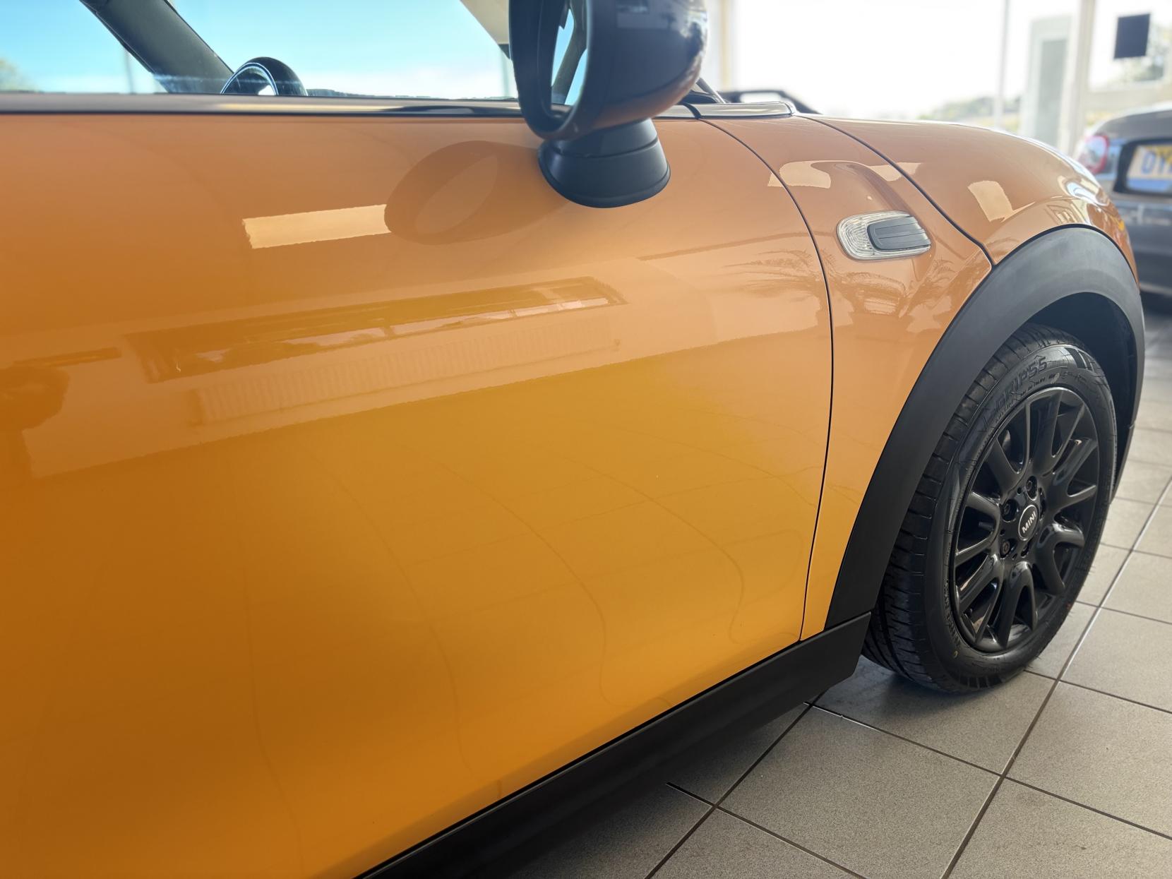 MINI Hatch 1.5 Cooper D Hatchback 3dr Diesel Manual Euro 6 (s/s) (116 ps)