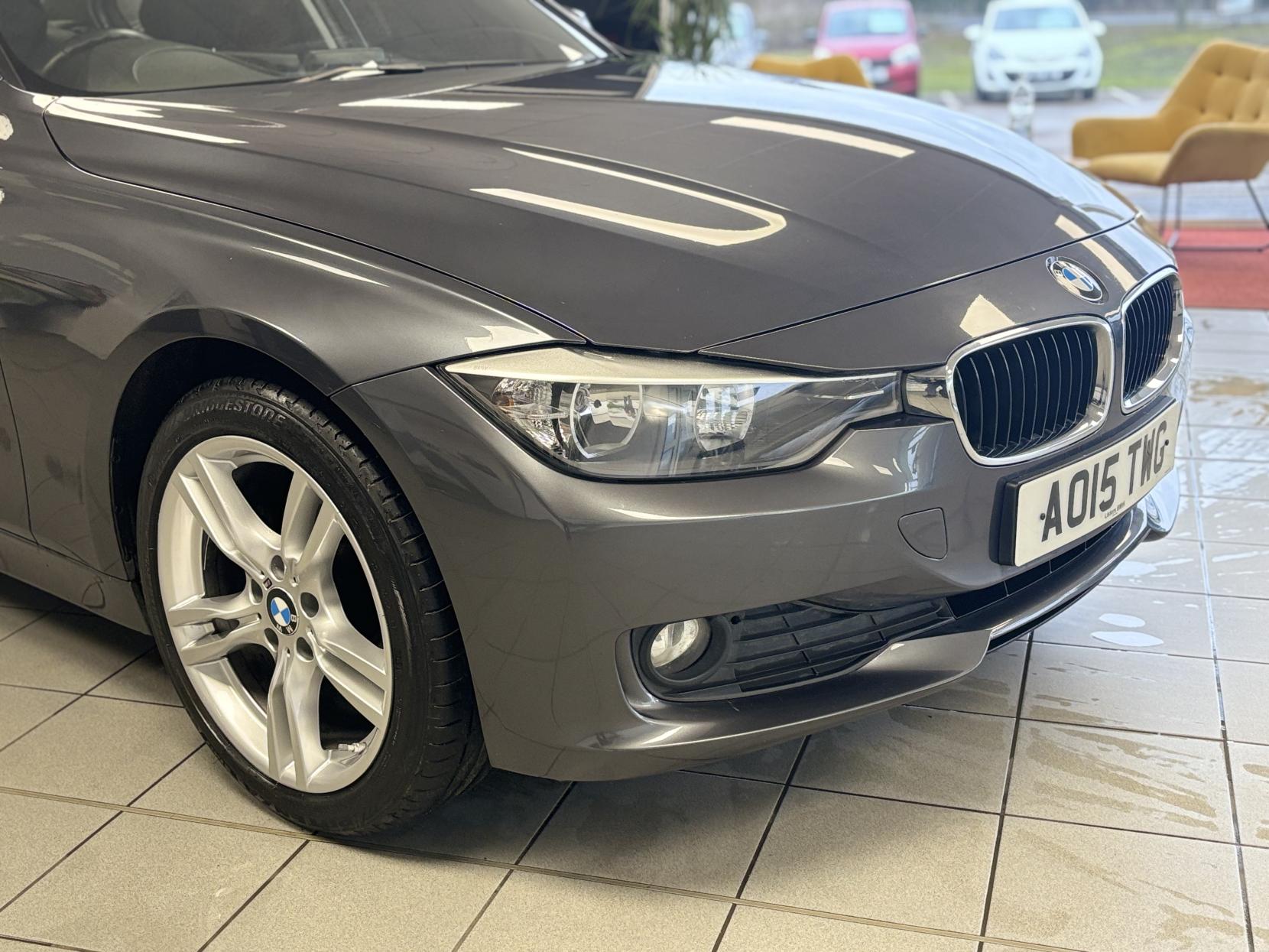 BMW 3 Series 2.0 318d SE Saloon 4dr Diesel Manual Euro 5 (s/s) (143 ps)