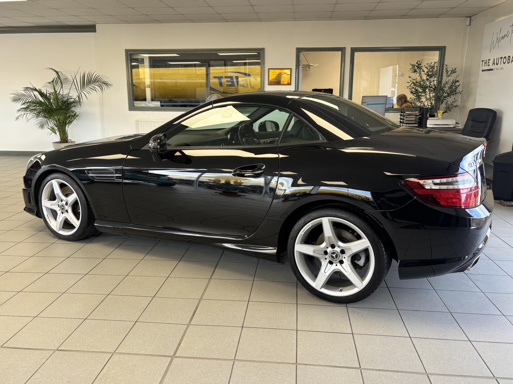 Mercedes-Benz SLK 2.1 SLK250d AMG Sport Convertible 2dr Diesel G-Tronic Euro 6 (s/s) (204 ps)