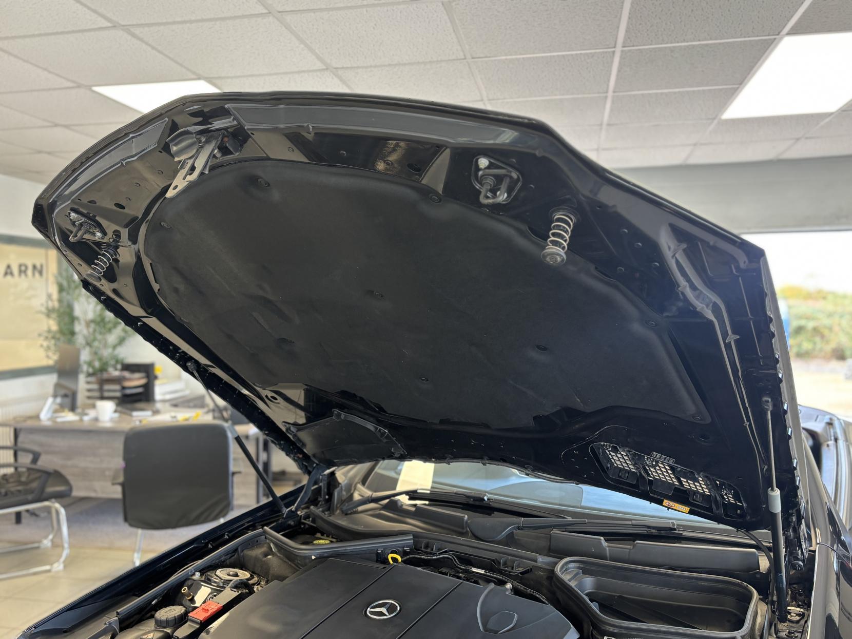 Mercedes-Benz SLK 2.1 SLK250d AMG Sport Convertible 2dr Diesel G-Tronic Euro 6 (s/s) (204 ps)