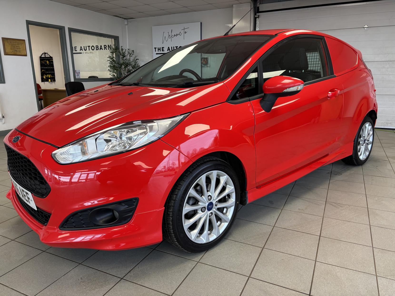 Ford Fiesta Van 1.5 TDCi Sport Panel Van 3dr Diesel Manual (94 g/km, 93.7 bhp)