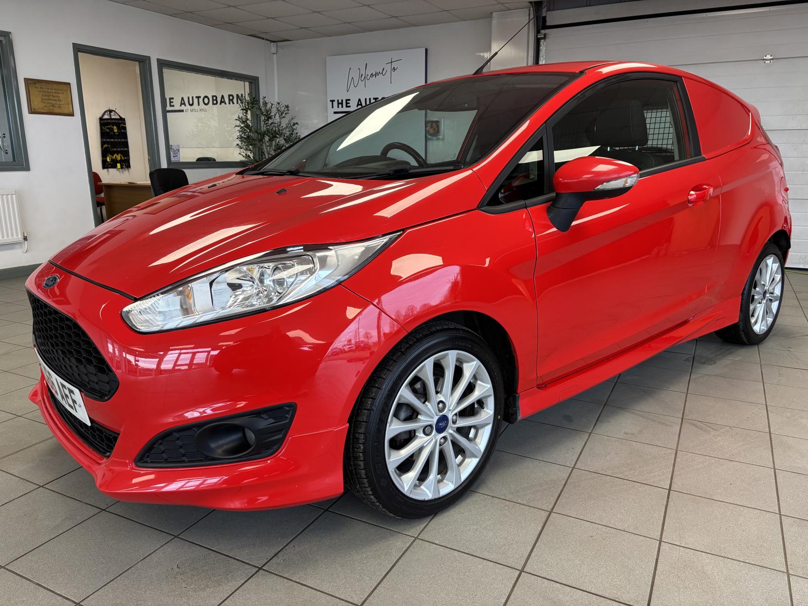 Ford Fiesta Van 1.5 TDCi Sport Panel Van 3dr Diesel Manual (94 g/km, 93.7 bhp)