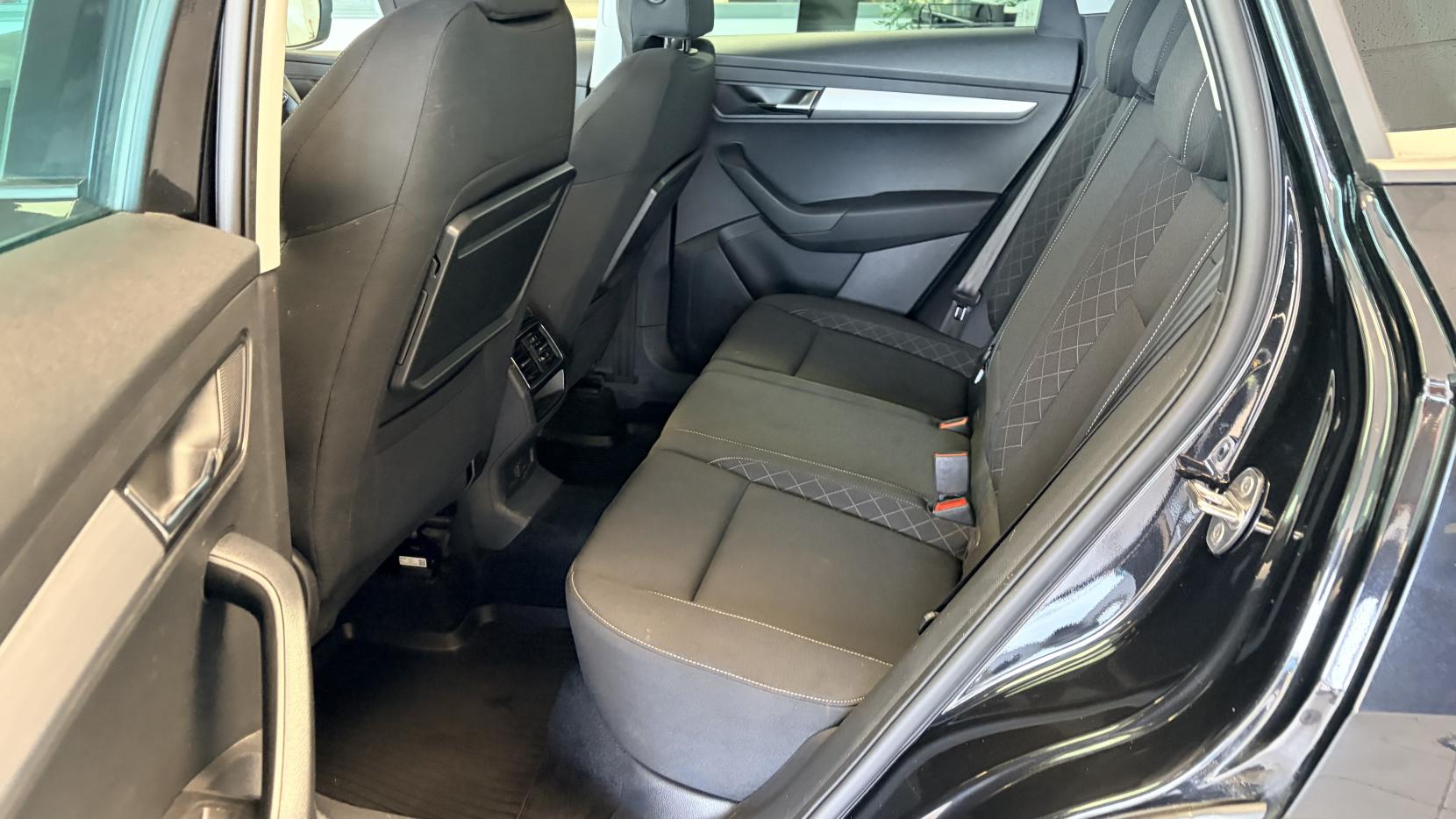 Skoda Karoq 2.0 TDI SE Technology SUV 5dr Diesel Manual Euro 6 (s/s) (150 ps)