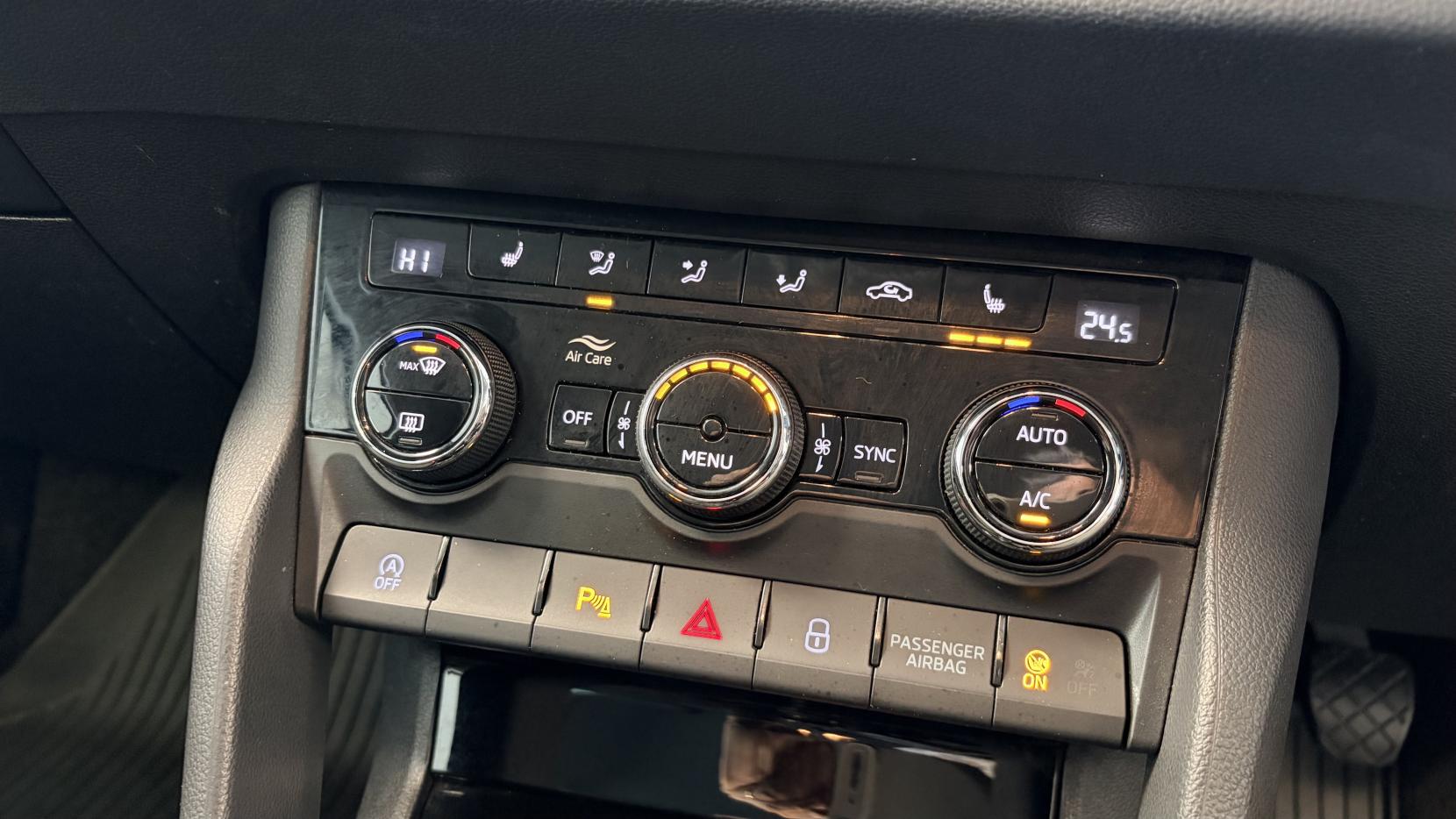 Skoda Karoq 2.0 TDI SE Technology SUV 5dr Diesel Manual Euro 6 (s/s) (150 ps)