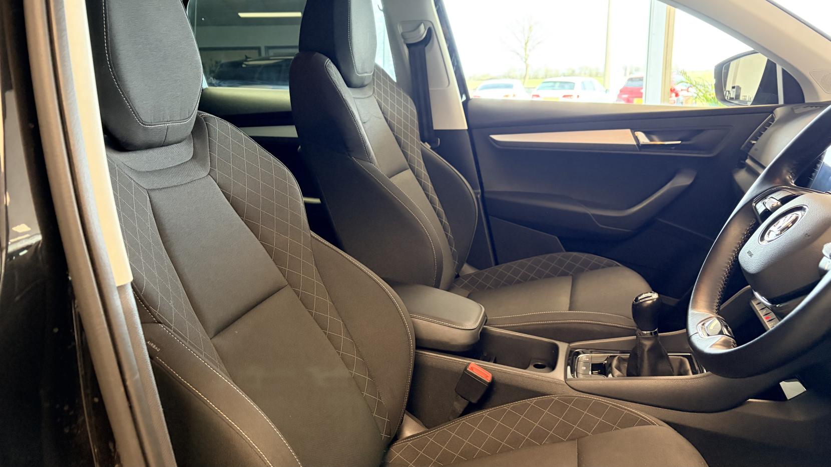 Skoda Karoq 2.0 TDI SE Technology SUV 5dr Diesel Manual Euro 6 (s/s) (150 ps)