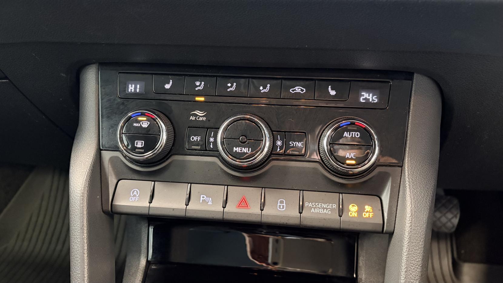 Skoda Karoq 2.0 TDI SE Technology SUV 5dr Diesel Manual Euro 6 (s/s) (150 ps)