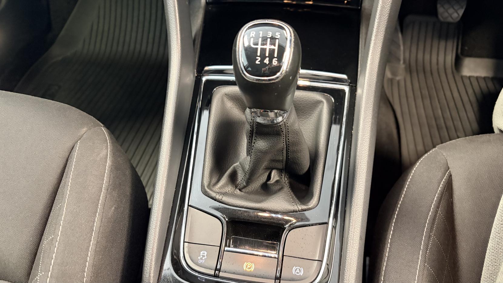 Skoda Karoq 2.0 TDI SE Technology SUV 5dr Diesel Manual Euro 6 (s/s) (150 ps)