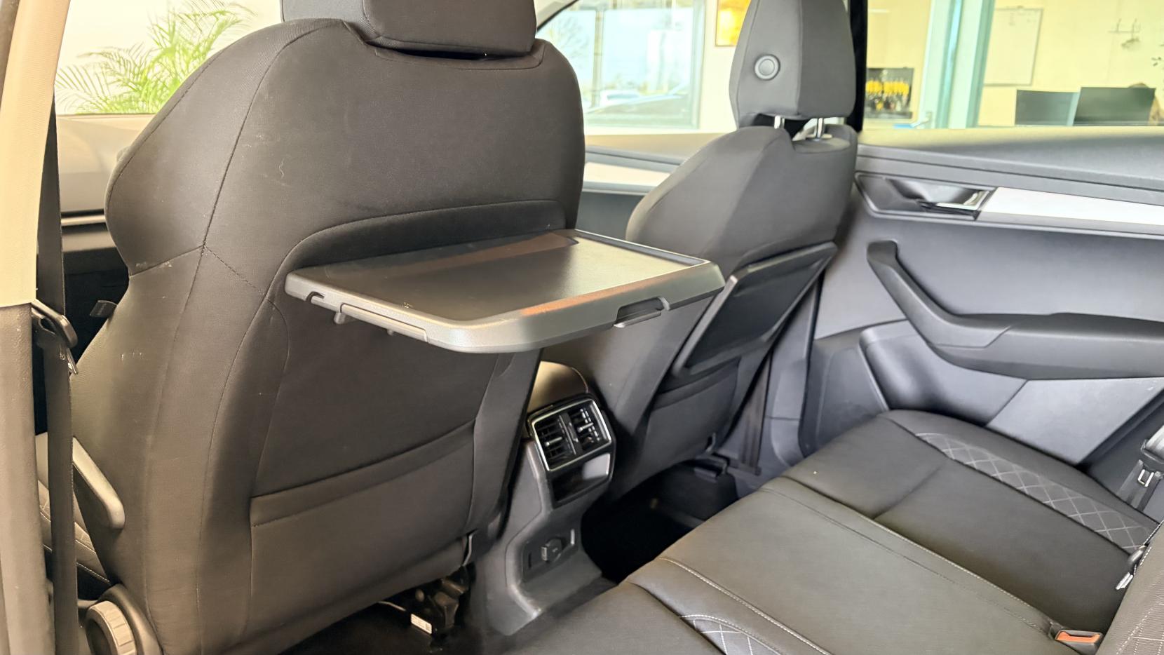 Skoda Karoq 2.0 TDI SE Technology SUV 5dr Diesel Manual Euro 6 (s/s) (150 ps)