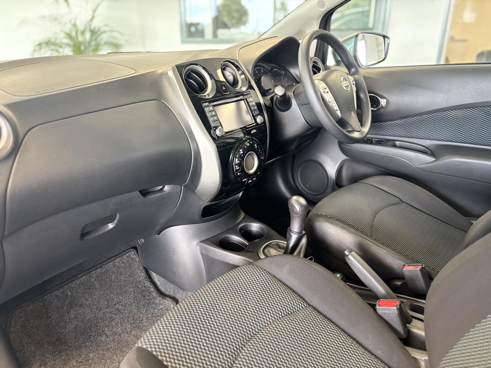 Nissan Note 1.2 12V Acenta Premium Hatchback 5dr Petrol Manual Euro 5 (s/s) (80 ps)