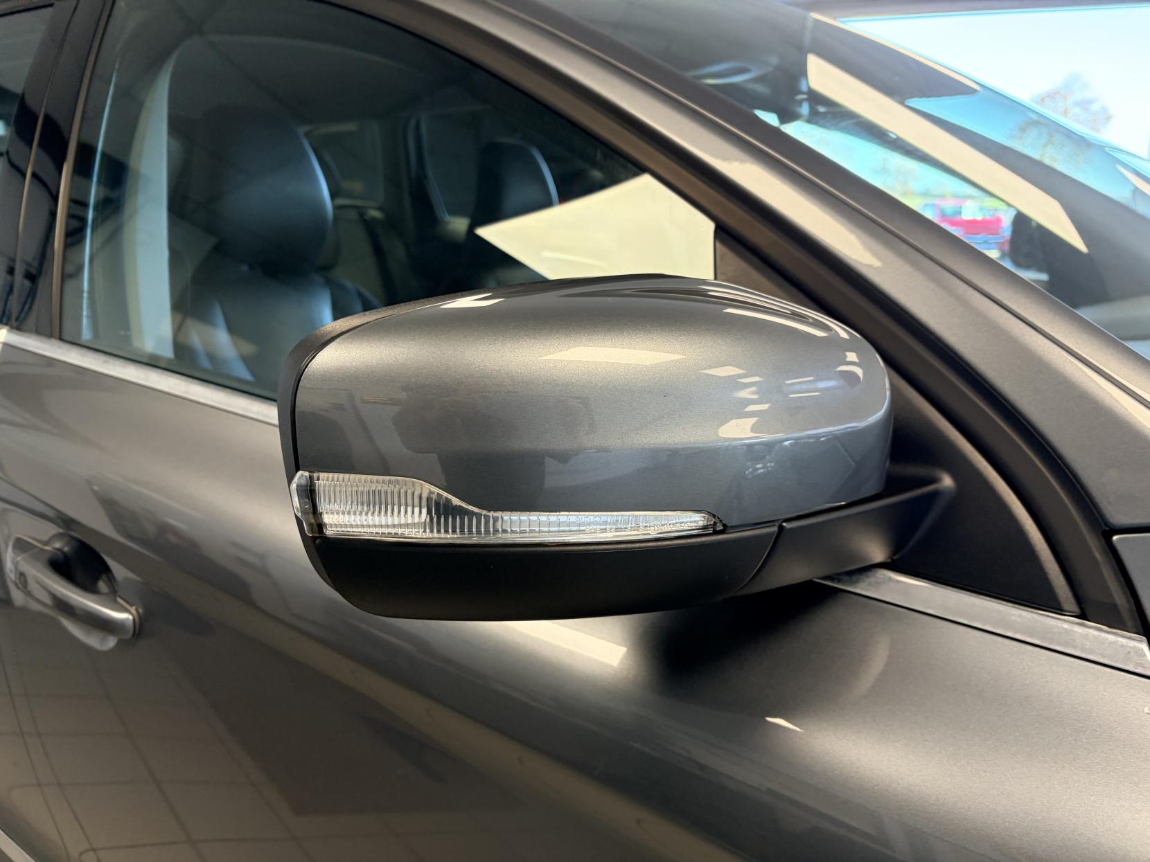 Volvo XC60 2.0 D4 SE Lux Nav SUV 5dr Diesel Manual Euro 6 (s/s) (190 ps)