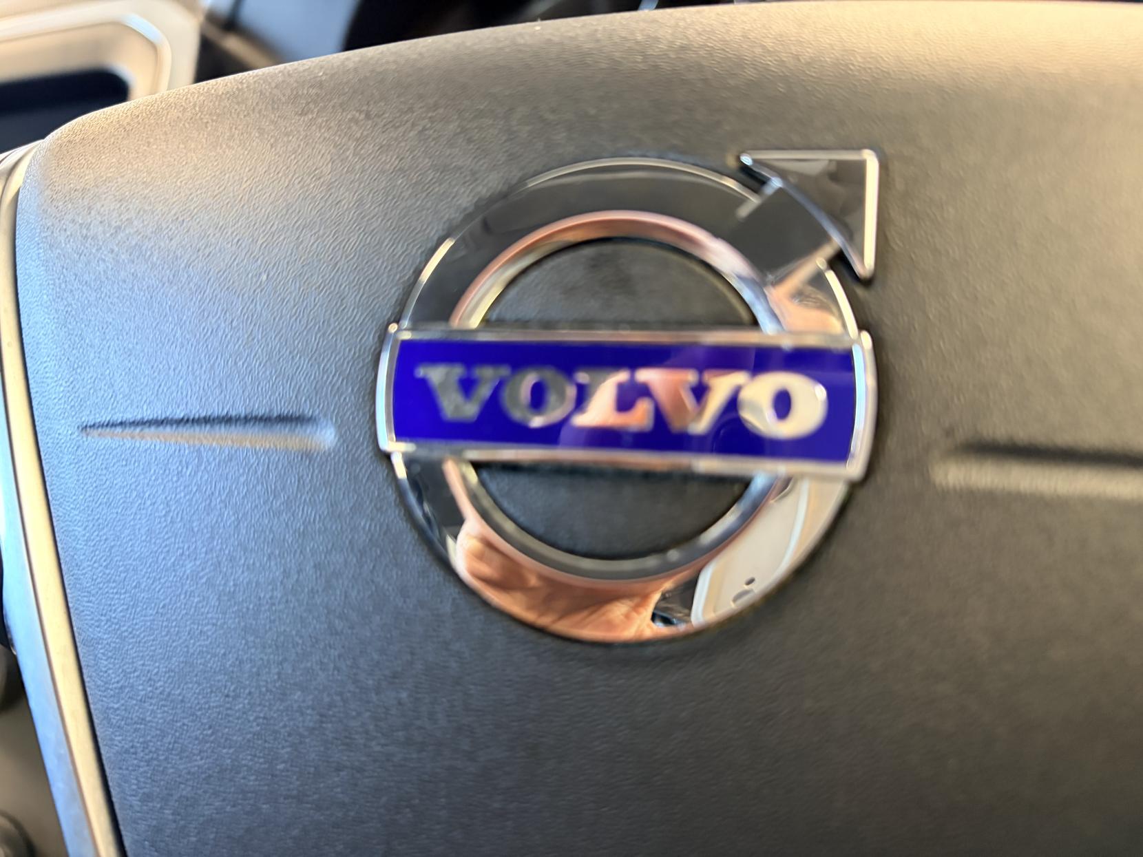 Volvo XC60 2.0 D4 SE Lux Nav SUV 5dr Diesel Manual Euro 6 (s/s) (190 ps)