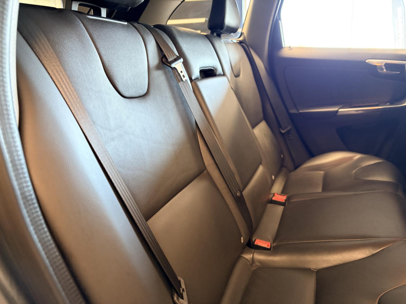 Volvo XC60 2.0 D4 SE Lux Nav SUV 5dr Diesel Manual Euro 6 (s/s) (190 ps)