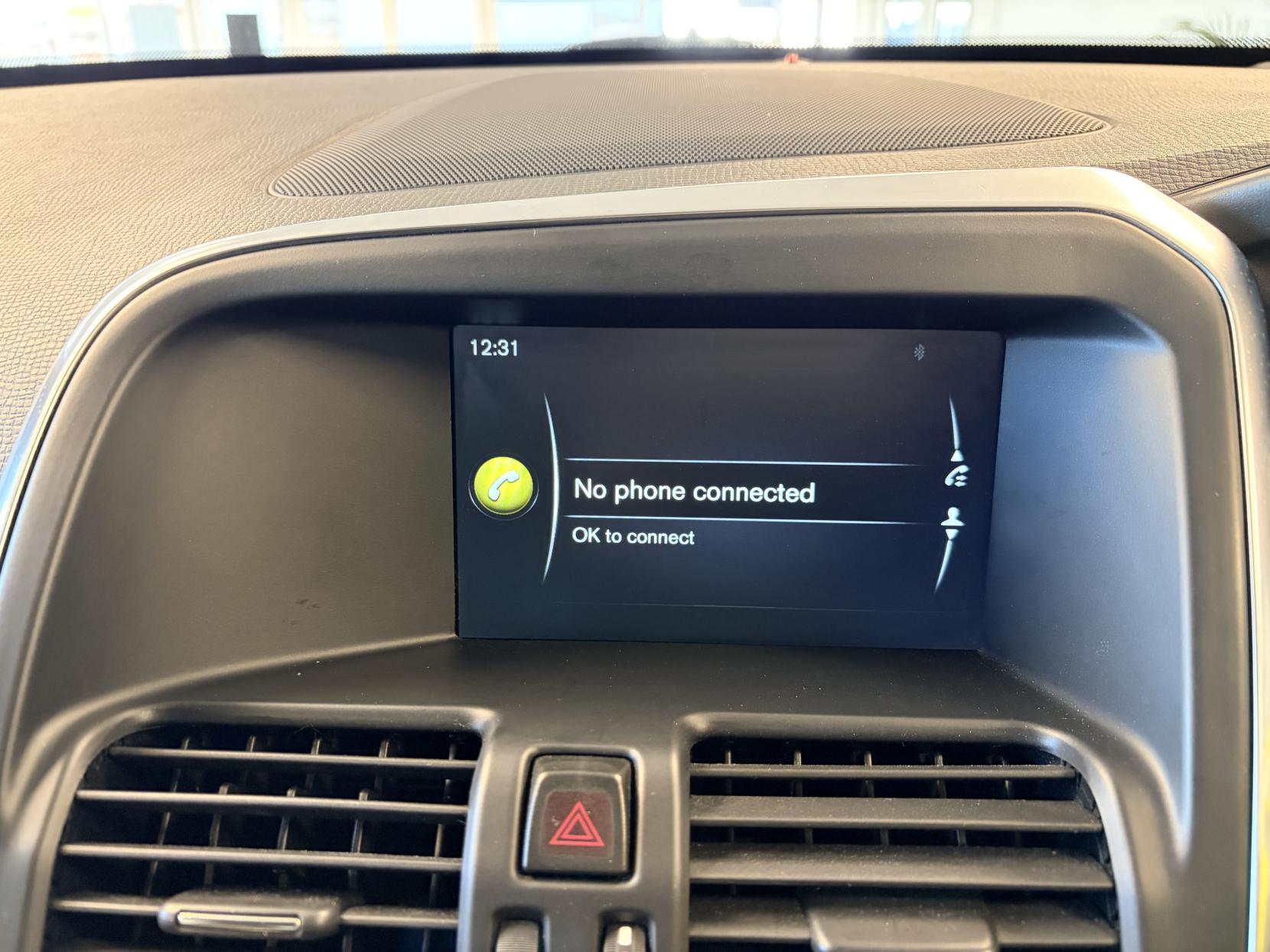 Volvo XC60 2.0 D4 SE Lux Nav SUV 5dr Diesel Manual Euro 6 (s/s) (190 ps)