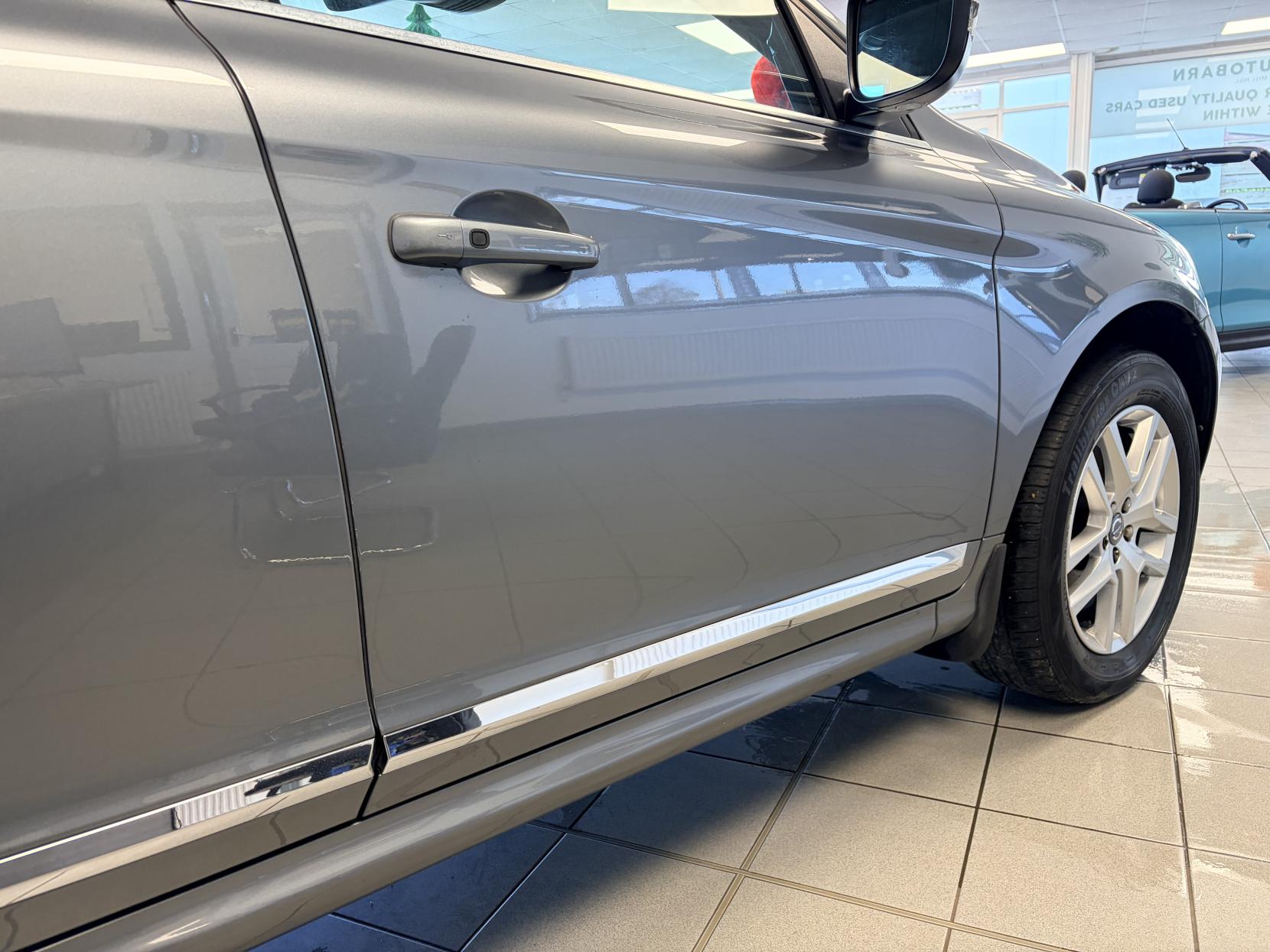 Volvo XC60 2.0 D4 SE Lux Nav SUV 5dr Diesel Manual Euro 6 (s/s) (190 ps)