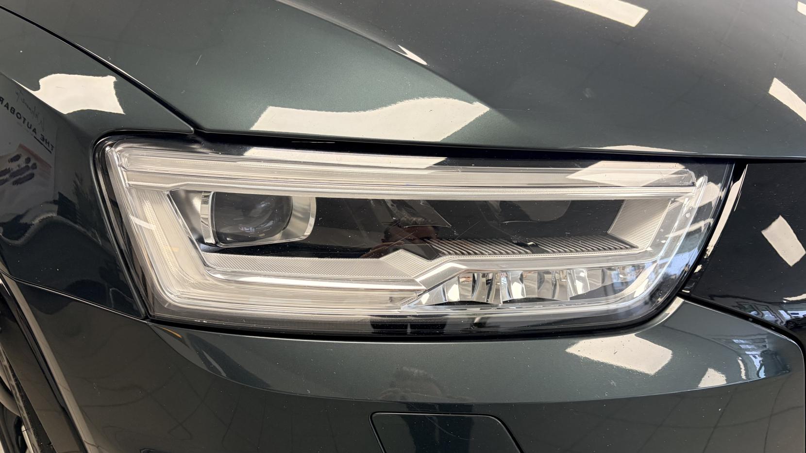 Audi Q3 2.0 TFSI Black Edition SUV 5dr Petrol S Tronic quattro Euro 6 (s/s) (180 ps)