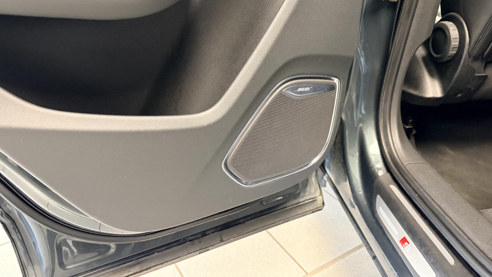 Audi Q3 2.0 TFSI Black Edition SUV 5dr Petrol S Tronic quattro Euro 6 (s/s) (180 ps)