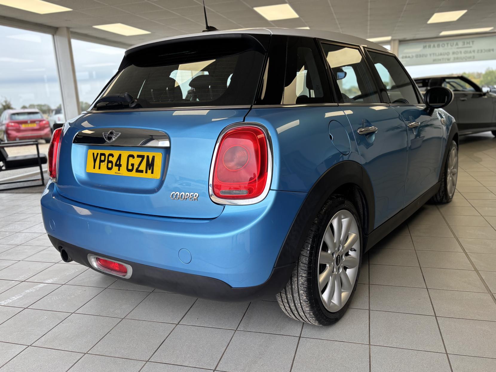 MINI Hatch 1.5 Cooper Hatchback 5dr Petrol Manual Euro 6 (s/s) (136 ps)