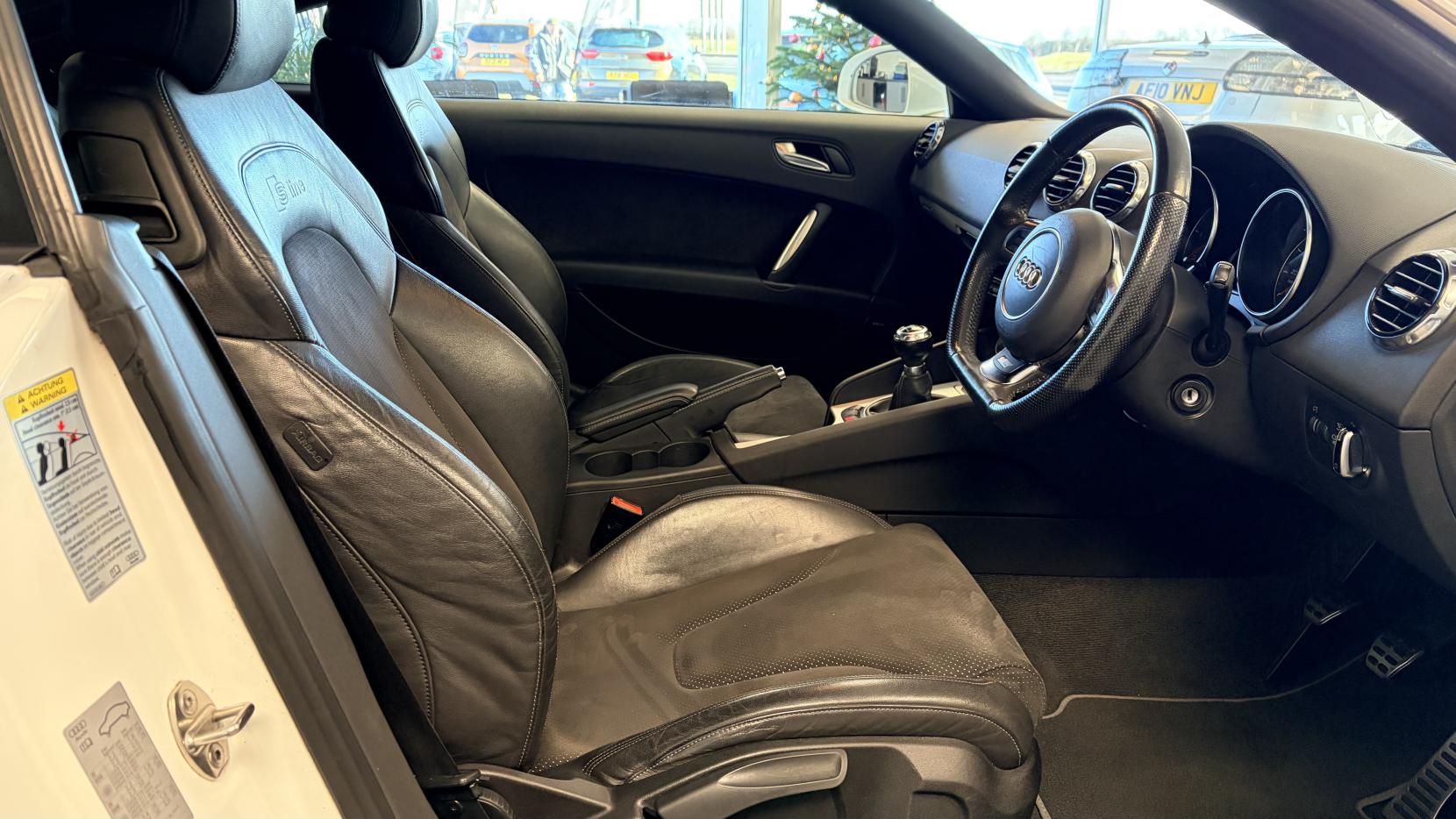 Audi TT 2.0 TDI Black Edition Coupe 3dr Diesel Manual quattro Euro 5 (170 ps)