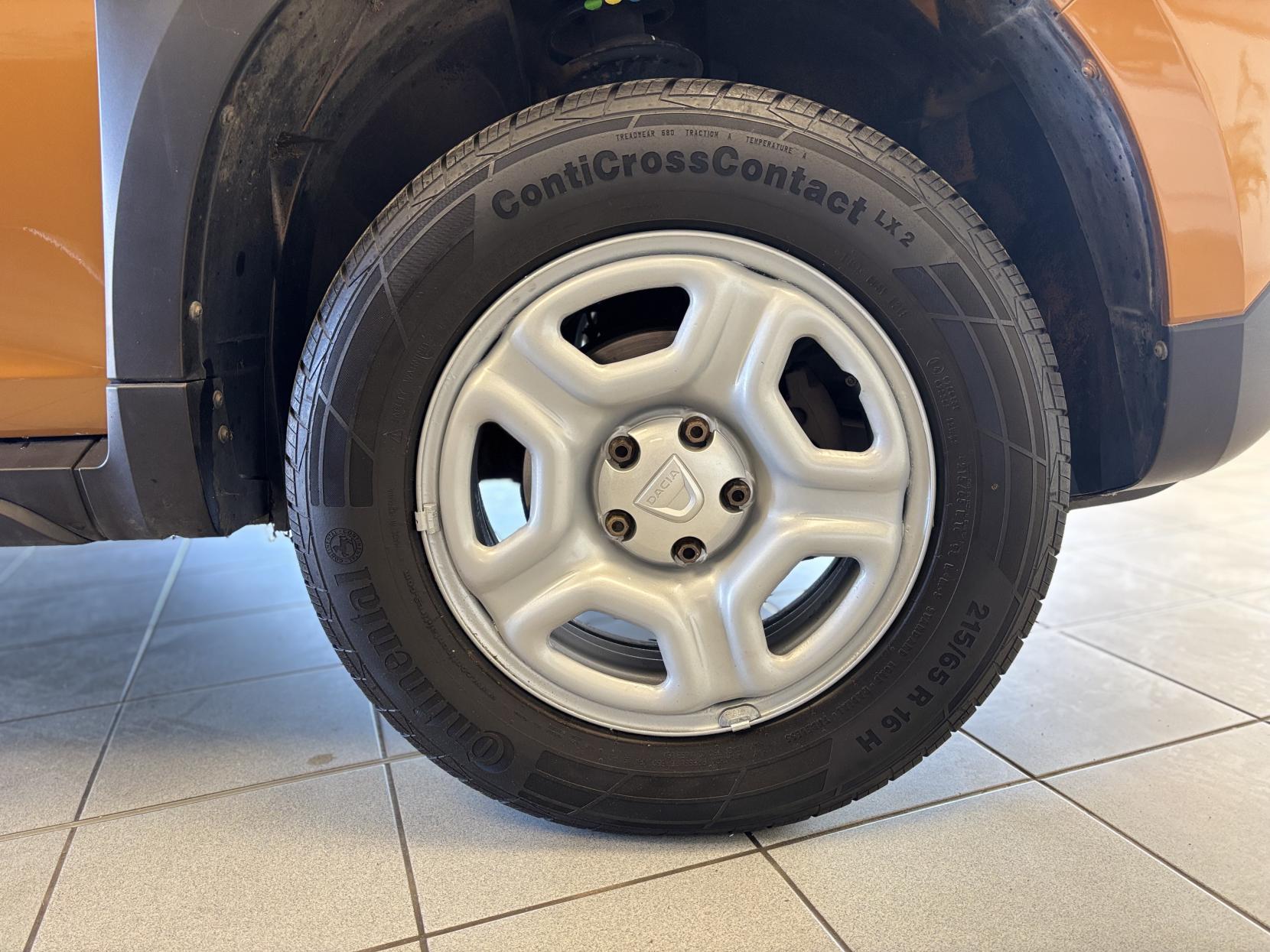 Dacia Duster 1.0 TCe Essential SUV 5dr Petrol Manual Euro 6 (s/s) (100 ps)