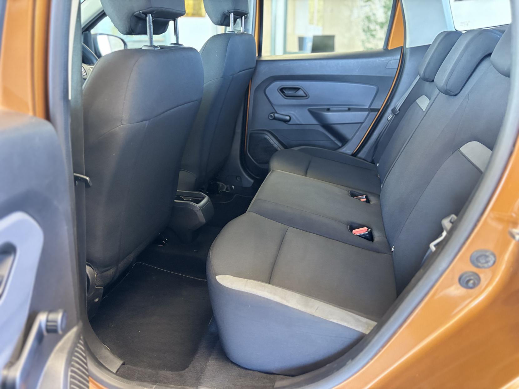 Dacia Duster 1.0 TCe Essential SUV 5dr Petrol Manual Euro 6 (s/s) (100 ps)