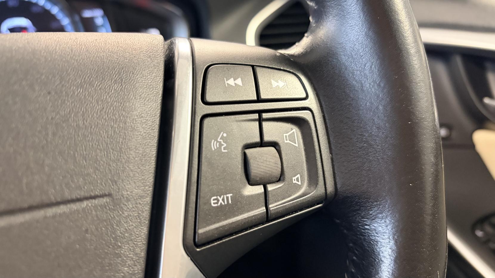 Volvo XC60 2.4 D4 SE Lux Nav SUV 5dr Diesel Auto AWD Euro 6 (s/s) (190 ps)