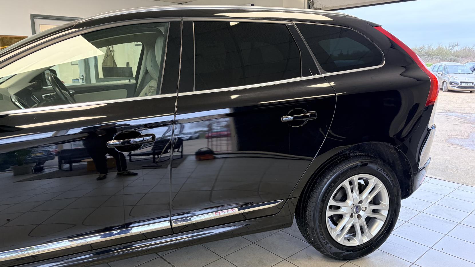 Volvo XC60 2.4 D4 SE Lux Nav SUV 5dr Diesel Auto AWD Euro 6 (s/s) (190 ps)