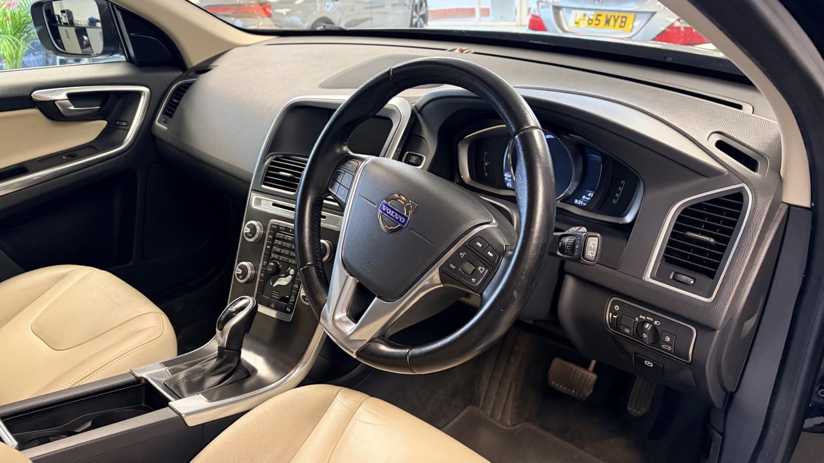 Volvo XC60 2.4 D4 SE Lux Nav SUV 5dr Diesel Auto AWD Euro 6 (s/s) (190 ps)