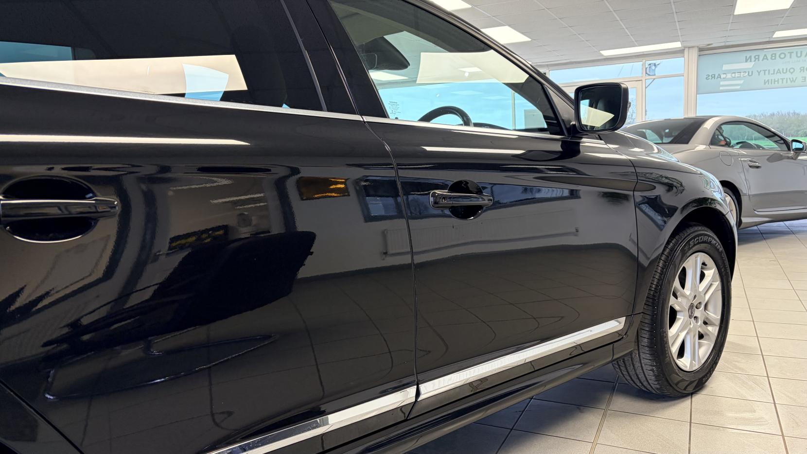 Volvo XC60 2.4 D4 SE Lux Nav SUV 5dr Diesel Auto AWD Euro 6 (s/s) (190 ps)