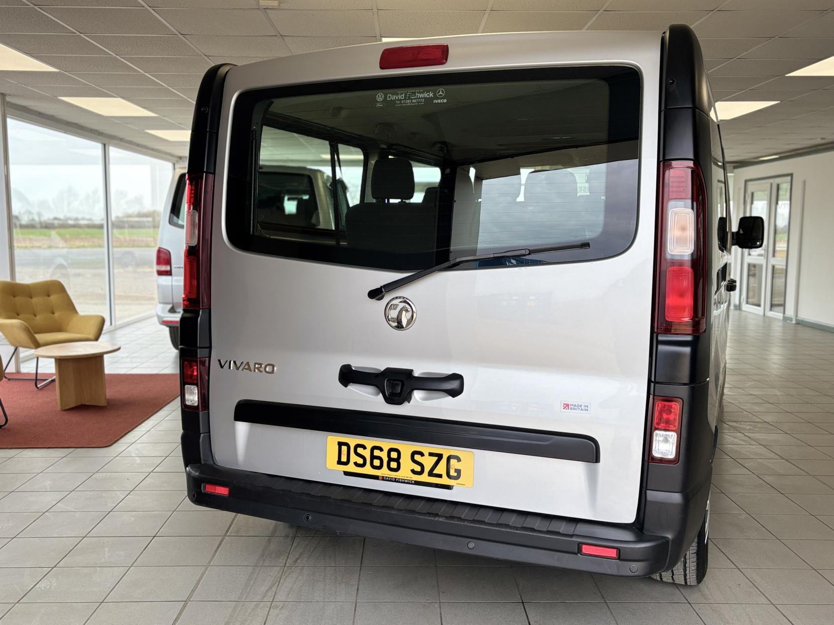 Vauxhall Vivaro 1.6 CDTi 2900 Combi Van Double Cab 5dr Diesel Manual L2 H1 Euro 6 (s/s) (9 Seat) (120 ps)