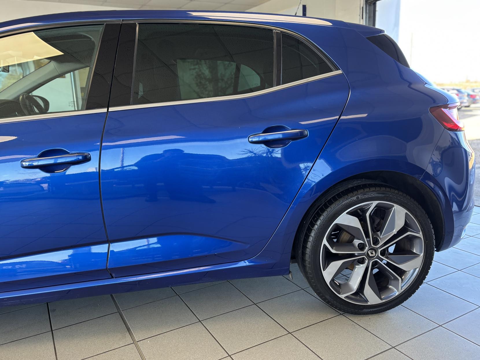 Renault Megane 1.3 TCe GT Line Hatchback 5dr Petrol Manual Euro 6 (s/s) (140 ps)