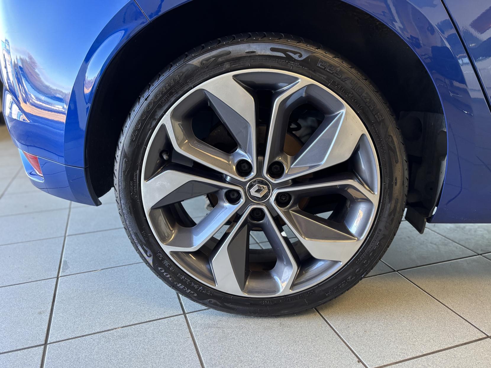 Renault Megane 1.3 TCe GT Line Hatchback 5dr Petrol Manual Euro 6 (s/s) (140 ps)