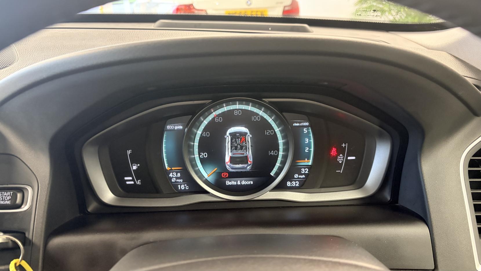 Volvo XC60 2.0 D4 SE Nav SUV 5dr Diesel Manual Euro 6 (s/s) (190 ps)