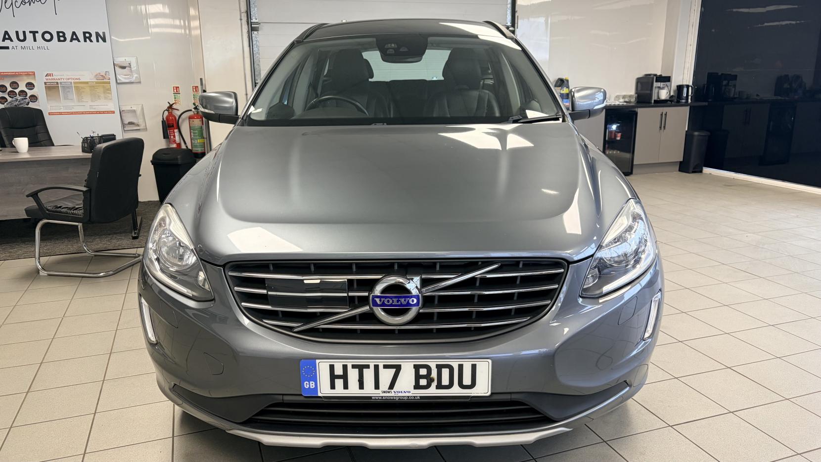 Volvo XC60 2.0 D4 SE Nav SUV 5dr Diesel Manual Euro 6 (s/s) (190 ps)