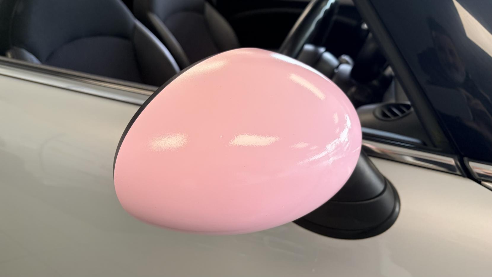 MINI Convertible 1.6 Cooper D Convertible 2dr Diesel Manual Euro 5 (s/s) (112 ps)