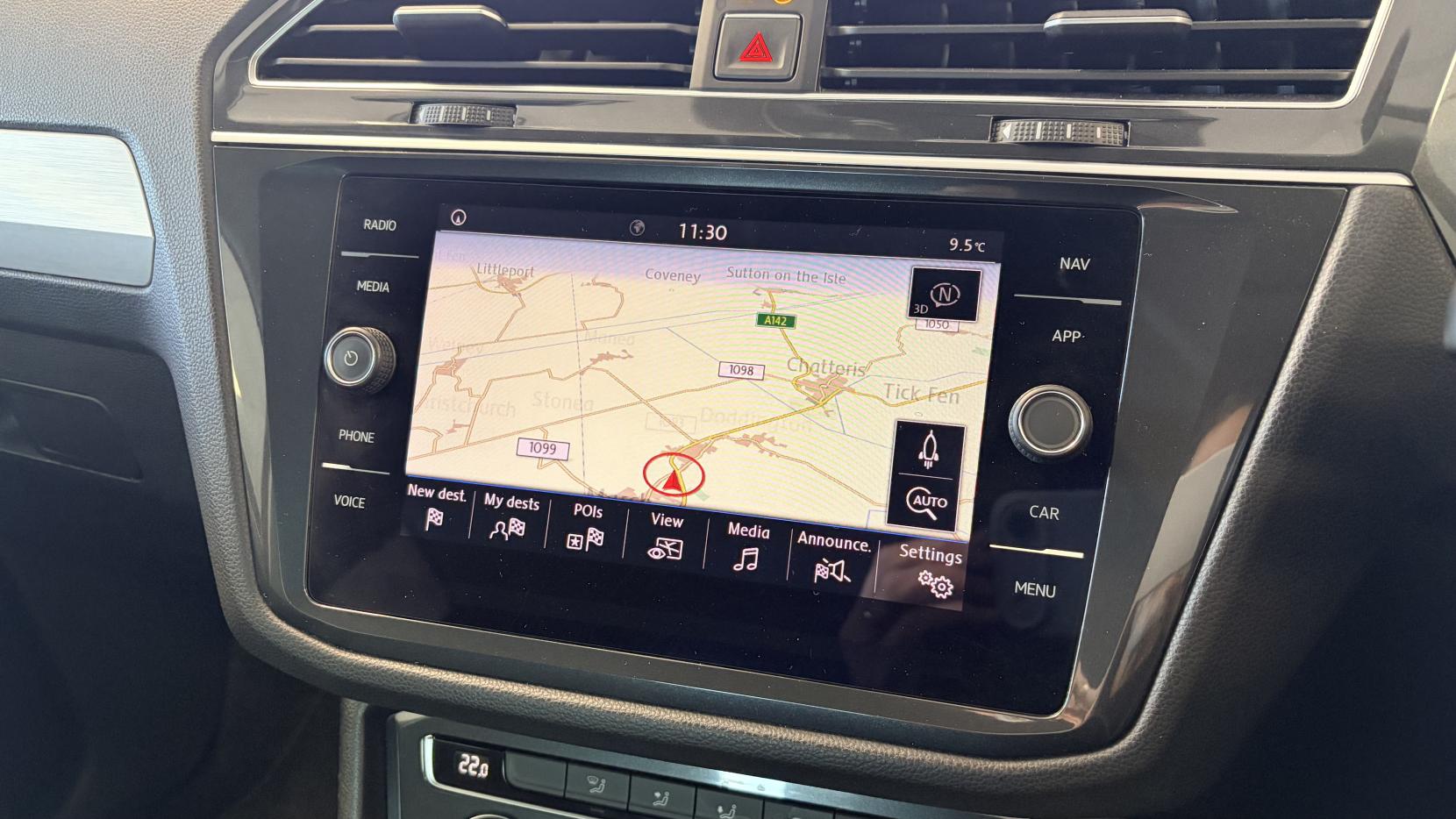 Volkswagen Tiguan 2.0 TDI SE Navigation SUV 5dr Diesel Manual Euro 6 (s/s) (150 ps)