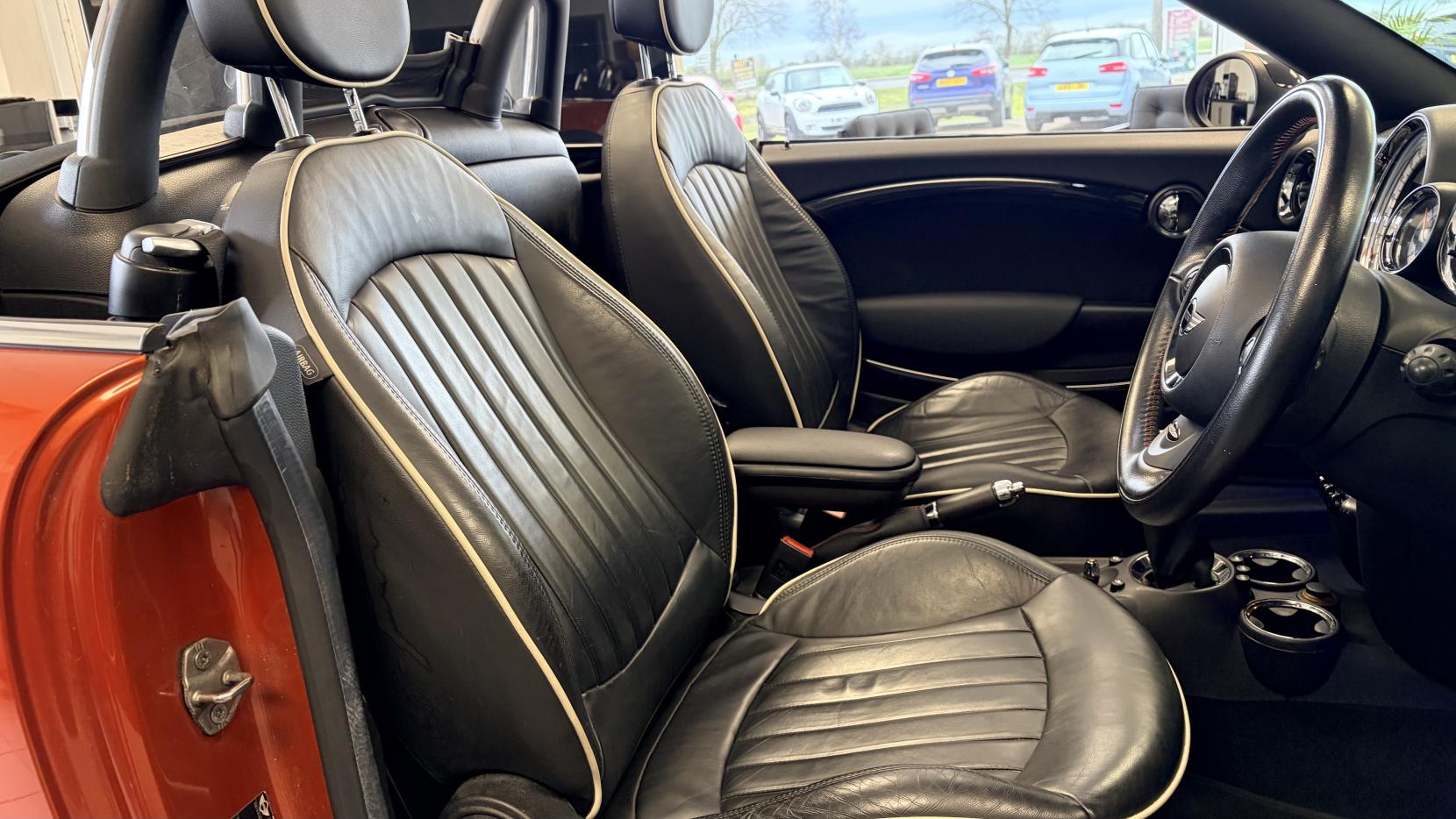 MINI Roadster 1.6 Cooper Convertible 2dr Petrol Manual Euro 6 (s/s) (122 ps)