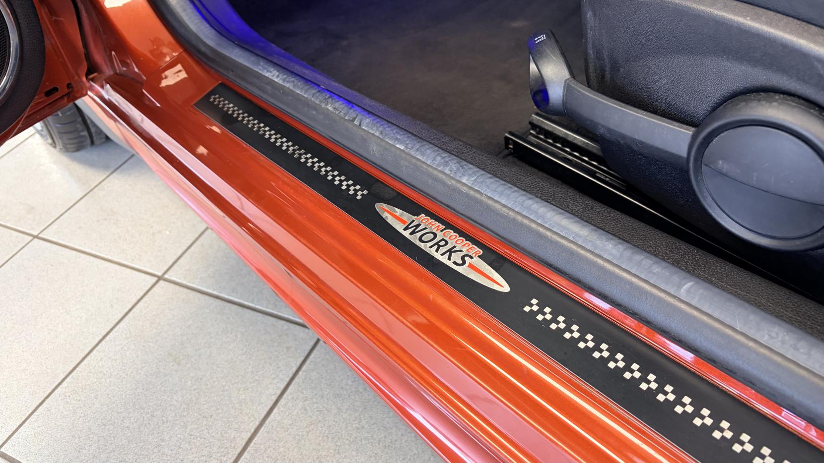 MINI Roadster 1.6 Cooper Convertible 2dr Petrol Manual Euro 6 (s/s) (122 ps)