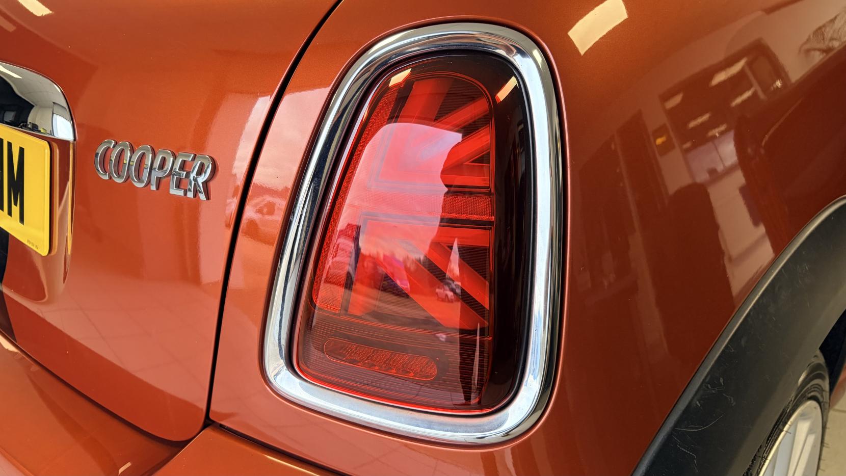 MINI Roadster 1.6 Cooper Convertible 2dr Petrol Manual Euro 6 (s/s) (122 ps)