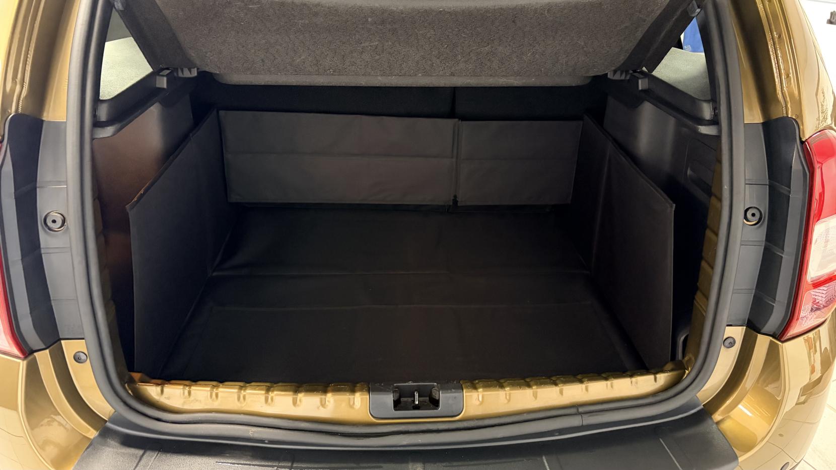 Dacia Duster 1.5 dCi Laureate SUV 5dr Diesel Manual Euro 6 (s/s) (110 ps)