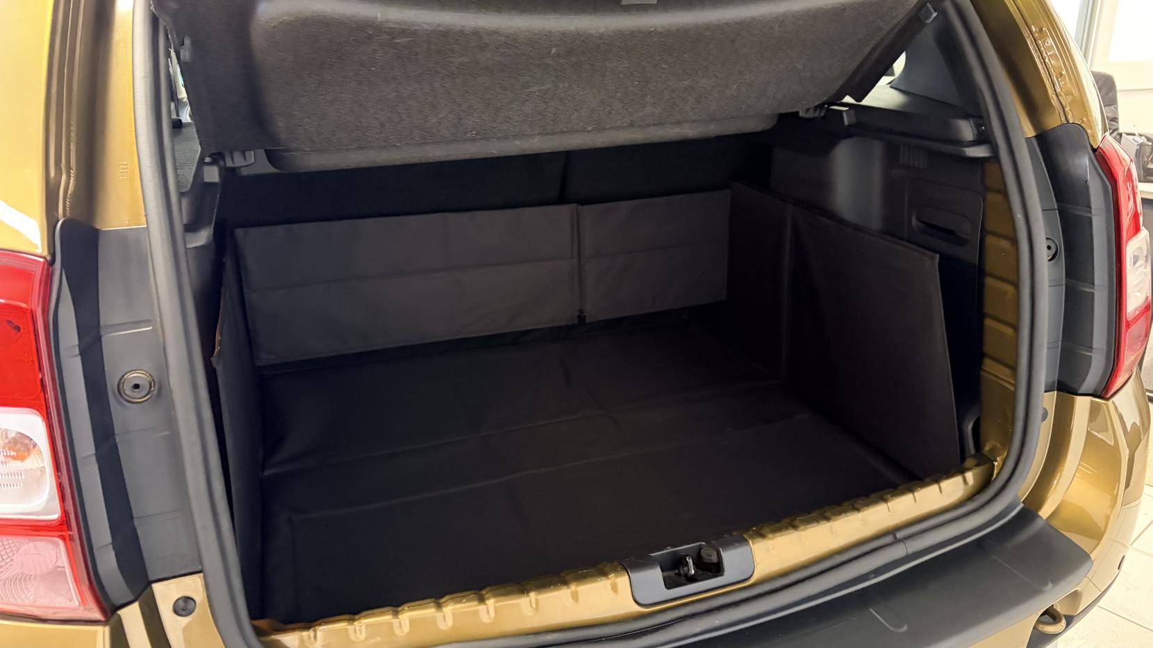 Dacia Duster 1.5 dCi Laureate SUV 5dr Diesel Manual Euro 6 (s/s) (110 ps)