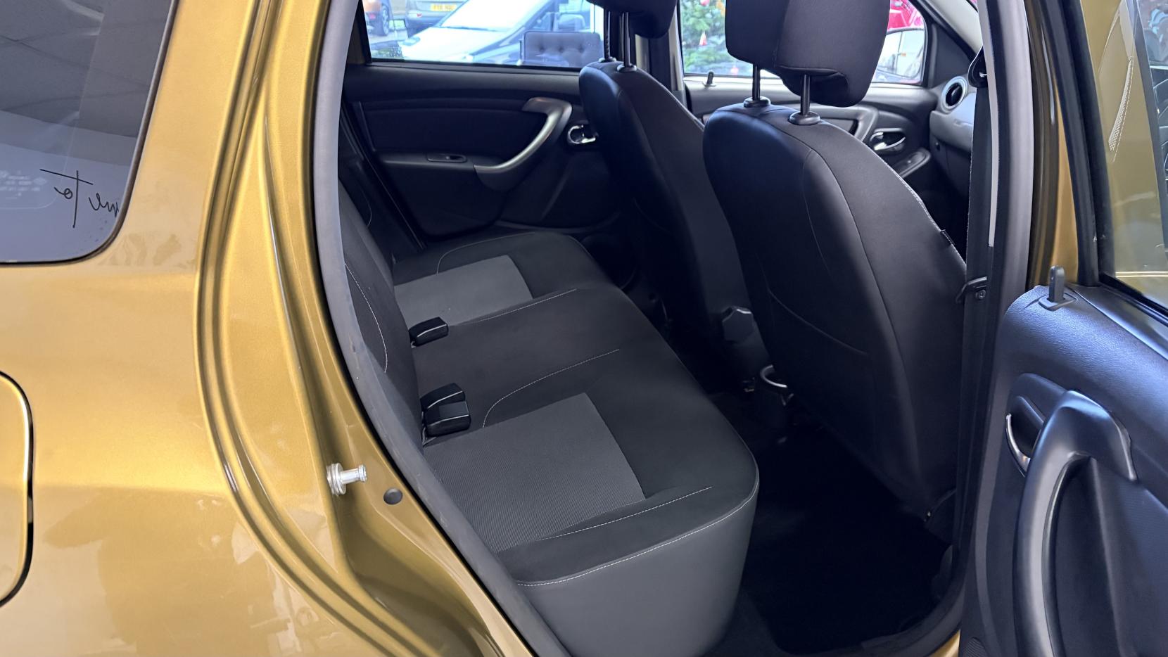 Dacia Duster 1.5 dCi Laureate SUV 5dr Diesel Manual Euro 6 (s/s) (110 ps)