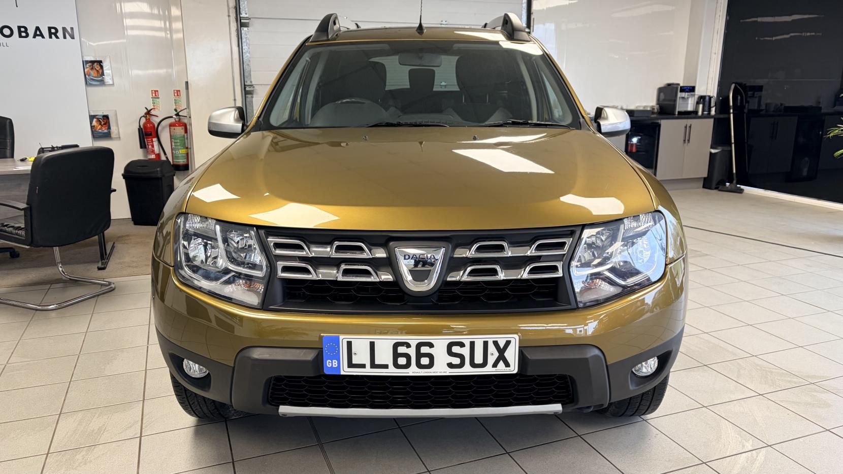 Dacia Duster 1.5 dCi Laureate SUV 5dr Diesel Manual Euro 6 (s/s) (110 ps)