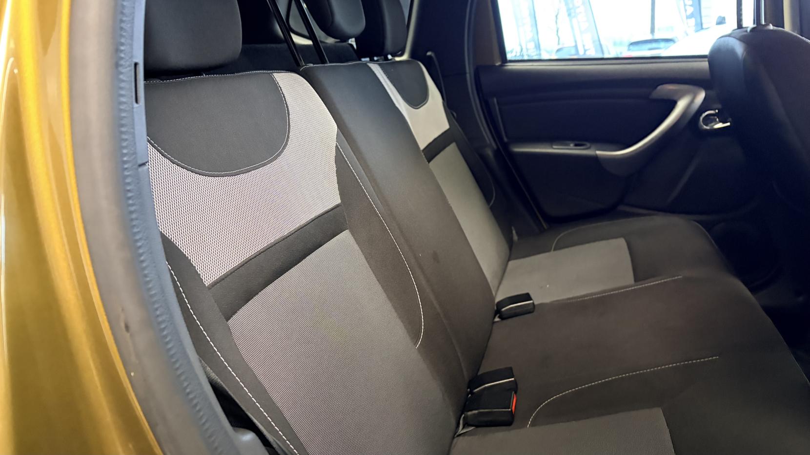 Dacia Duster 1.5 dCi Laureate SUV 5dr Diesel Manual Euro 6 (s/s) (110 ps)