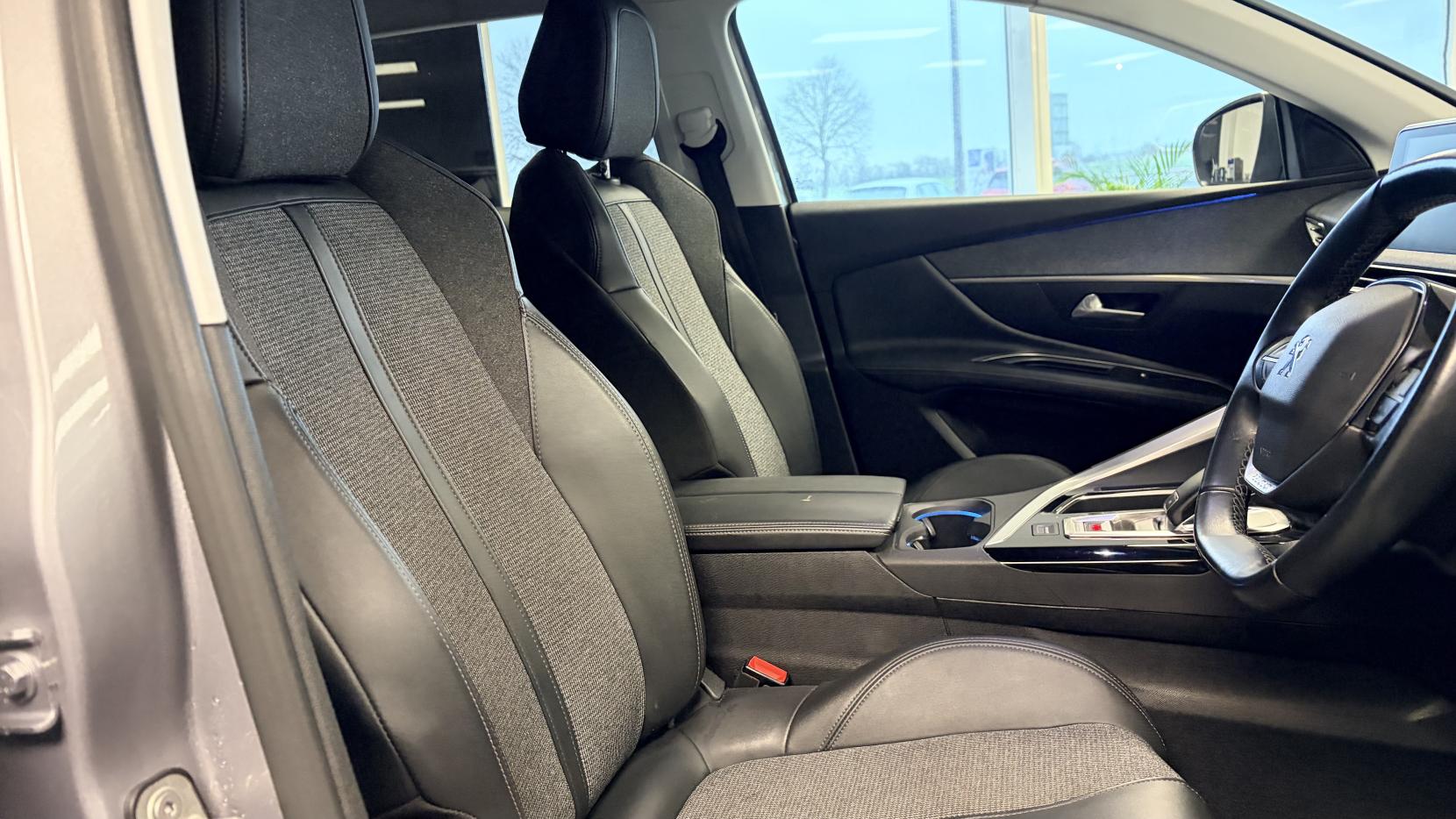 Peugeot 3008 1.5 BlueHDi Allure SUV 5dr Diesel EAT Euro 6 (s/s) (130 ps)