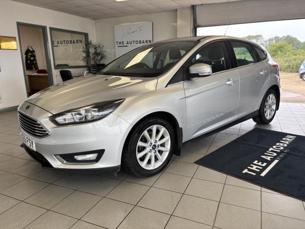 Ford Focus 1.6 TDCi Titanium Hatchback 5dr Diesel Manual Euro 5 (s/s) (115 ps)