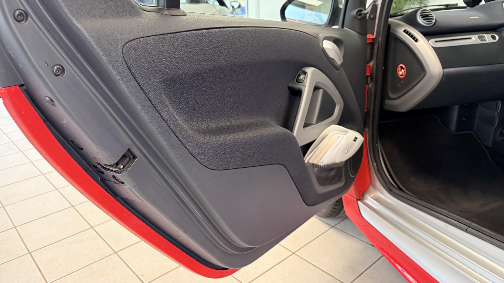 Smart fortwo 0.8 CDI Passion Coupe 2dr Diesel SoftTouch Euro 5 (54 bhp)