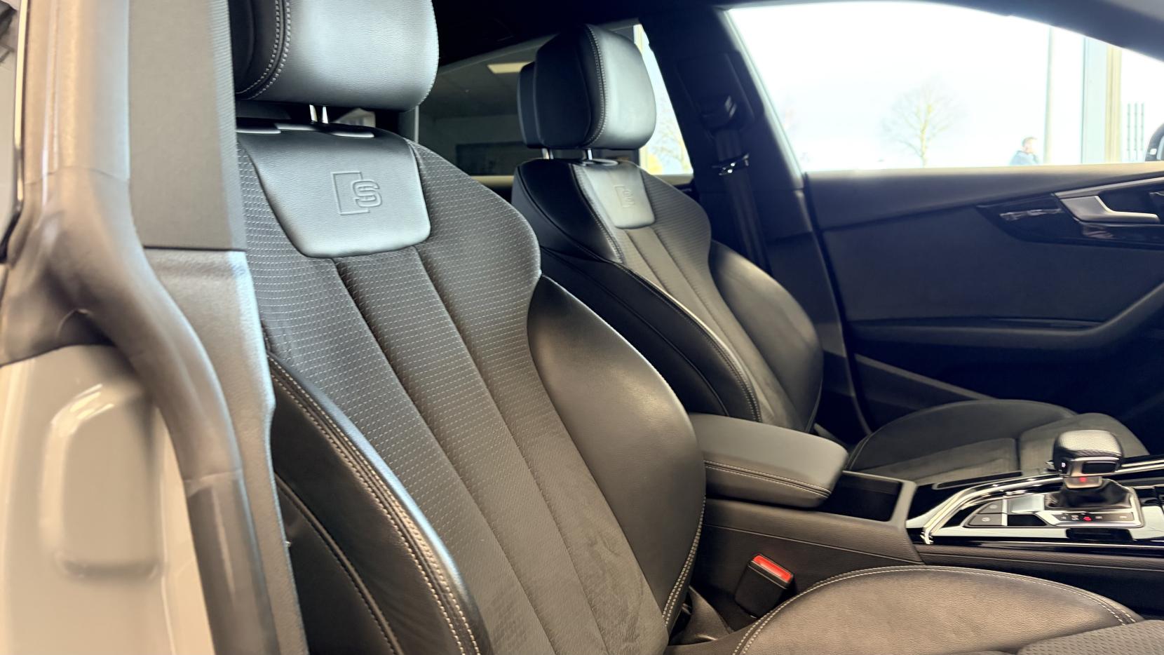 Audi A5 2.0 TFSI 40 Black Edition Sportback 5dr Petrol S Tronic Euro 6 (s/s) (204 ps)