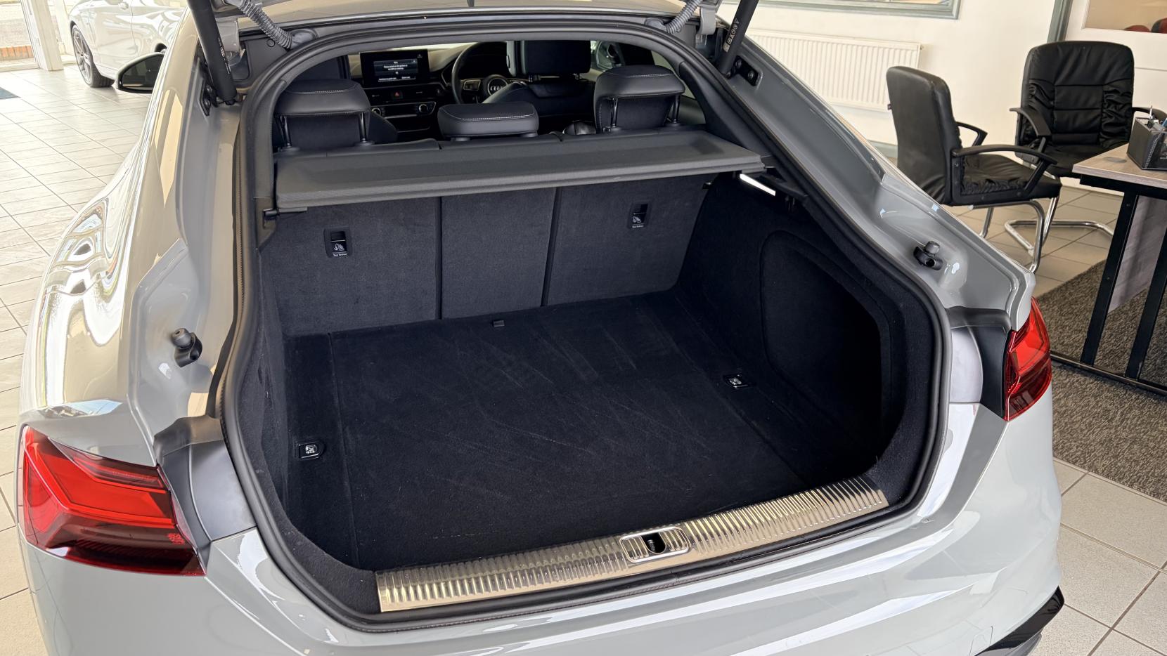 Audi A5 2.0 TFSI 40 Black Edition Sportback 5dr Petrol S Tronic Euro 6 (s/s) (204 ps)