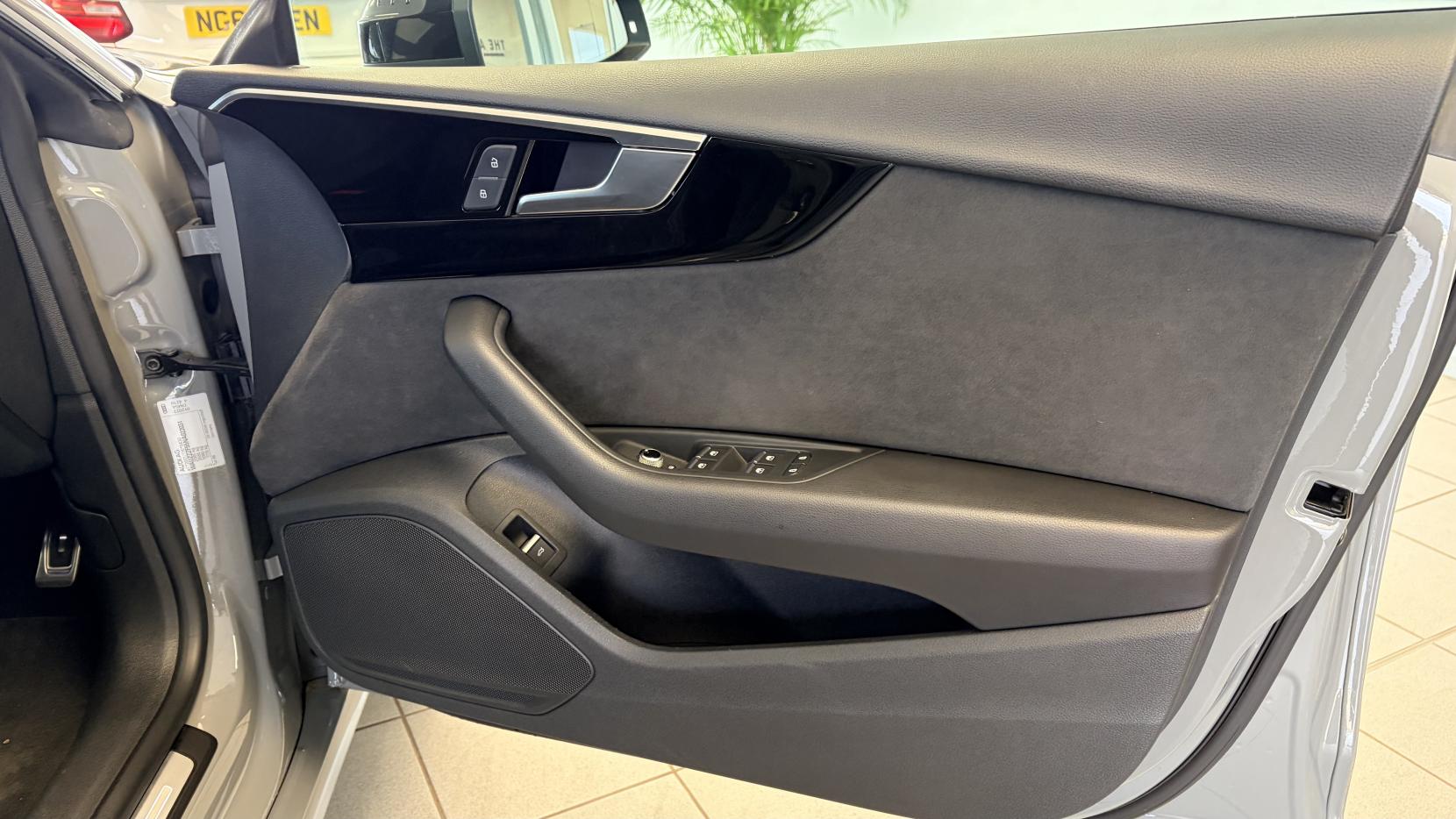 Audi A5 2.0 TFSI 40 Black Edition Sportback 5dr Petrol S Tronic Euro 6 (s/s) (204 ps)