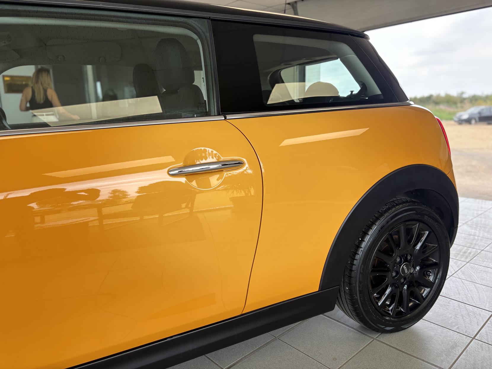 MINI Hatch 1.5 Cooper Hatchback 3dr Petrol Manual Euro 6 (s/s) (136 ps)